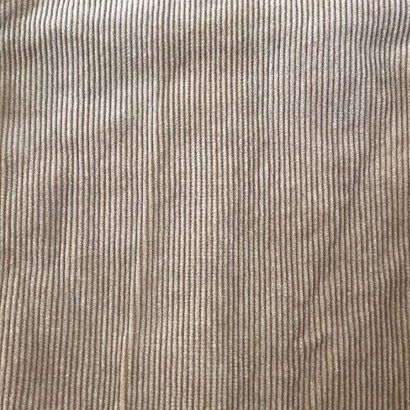 American Eagle Yellow Corduroy Pants. - Picture 2 of 2